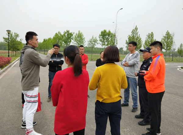 集團團委應(yīng)邀參加濟寧高新區(qū)“激揚青春 共鑄輝煌”戶外拓展訓(xùn)練活動 集團團委應(yīng)邀參加濟寧高新區(qū)“激揚青春 共鑄輝煌”戶外拓展訓(xùn)練活動