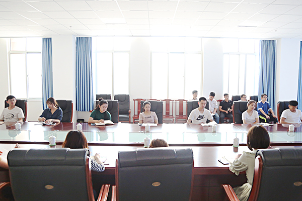 濟寧市工信商務(wù)職業(yè)培訓(xùn)學(xué)校組織開展集團新員工入職培訓(xùn) 濟寧市工信商務(wù)職業(yè)培訓(xùn)學(xué)校組織開展集團新員工入職培訓(xùn)